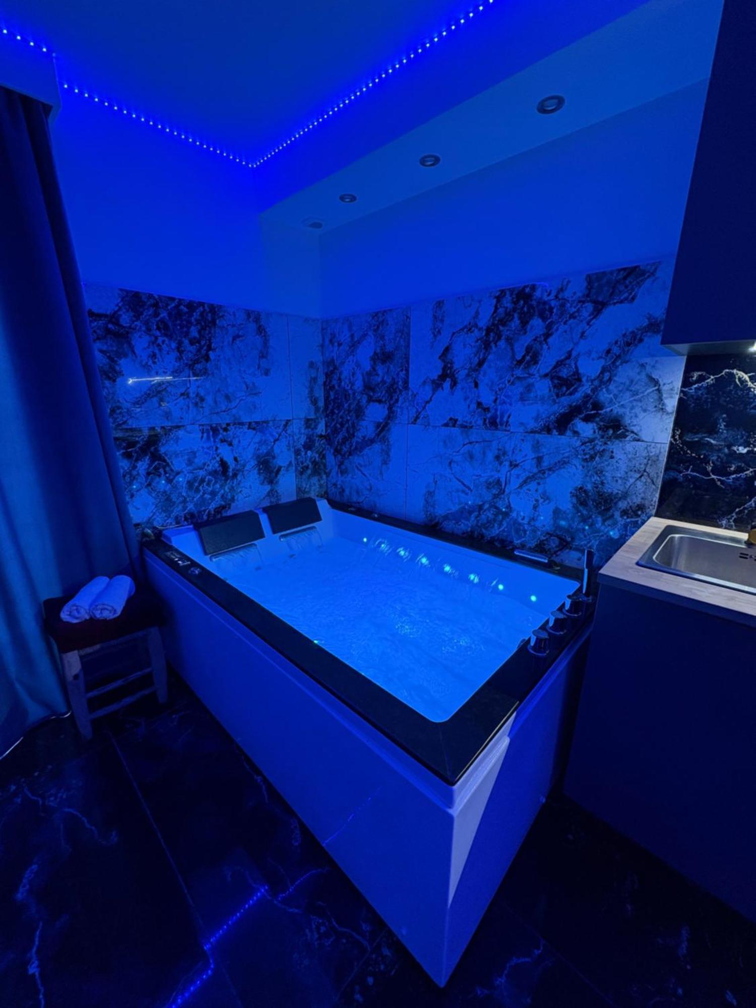 Studio Avec Jaccuzzi Saintry-sur-Seine 외부 사진